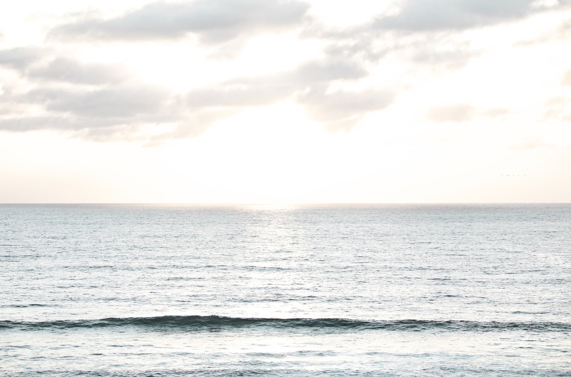 Photography by Kim Dybczak of: Waves 7223