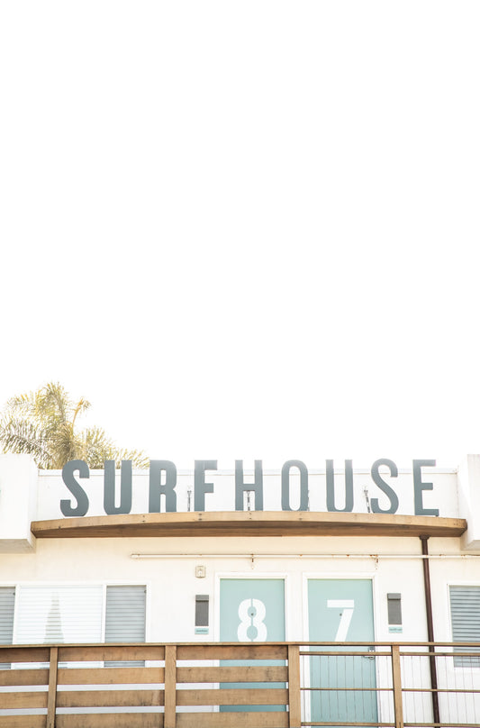 Photography by Kim Dybczak of: Surfhouse 5875